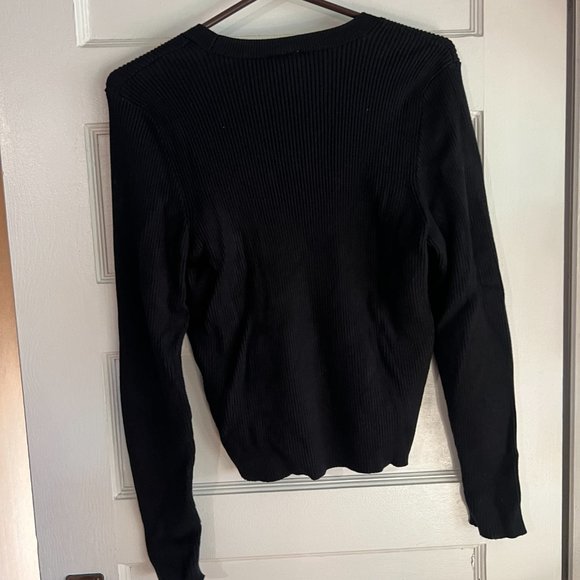 Abercrombie & Fitch U Neck Long Sleeve Top - Picture 5 of 5